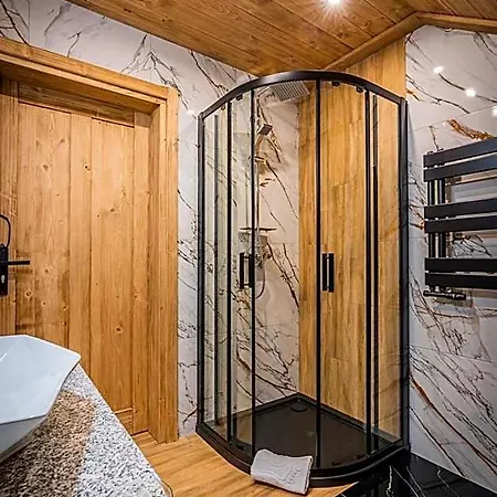 Dworek Nad Jalowcami Z Jacuzzi Szálloda 3*