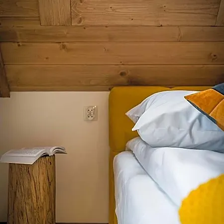 Dworek Nad Jalowcami Z Jacuzzi Szálloda